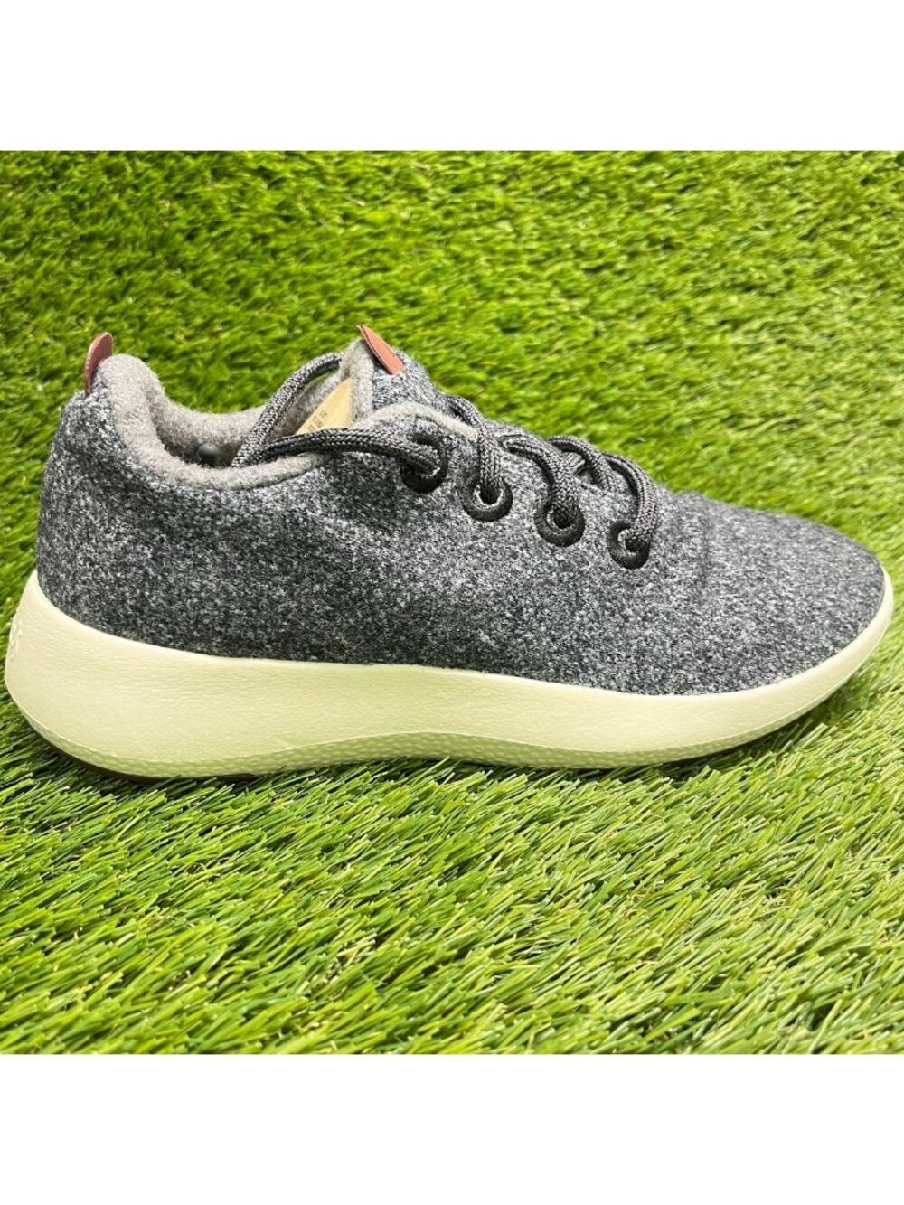 Allbirds Wool Runner Mizzles Womens Size 8 Gray Athletic Walking Shoes Sneakers